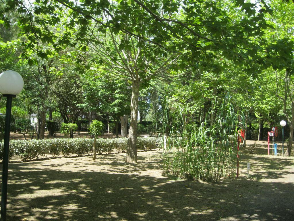 Camping Le Rebau Montblanc Ngoại thất bức ảnh